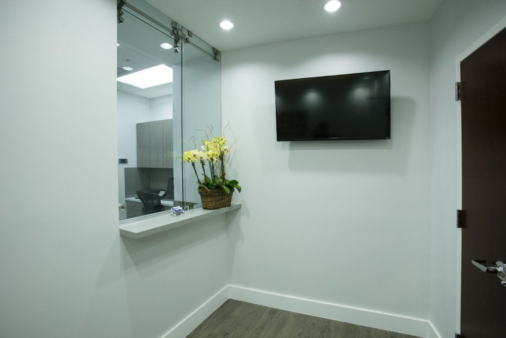 Office tour of {PRACTICE_NAME}