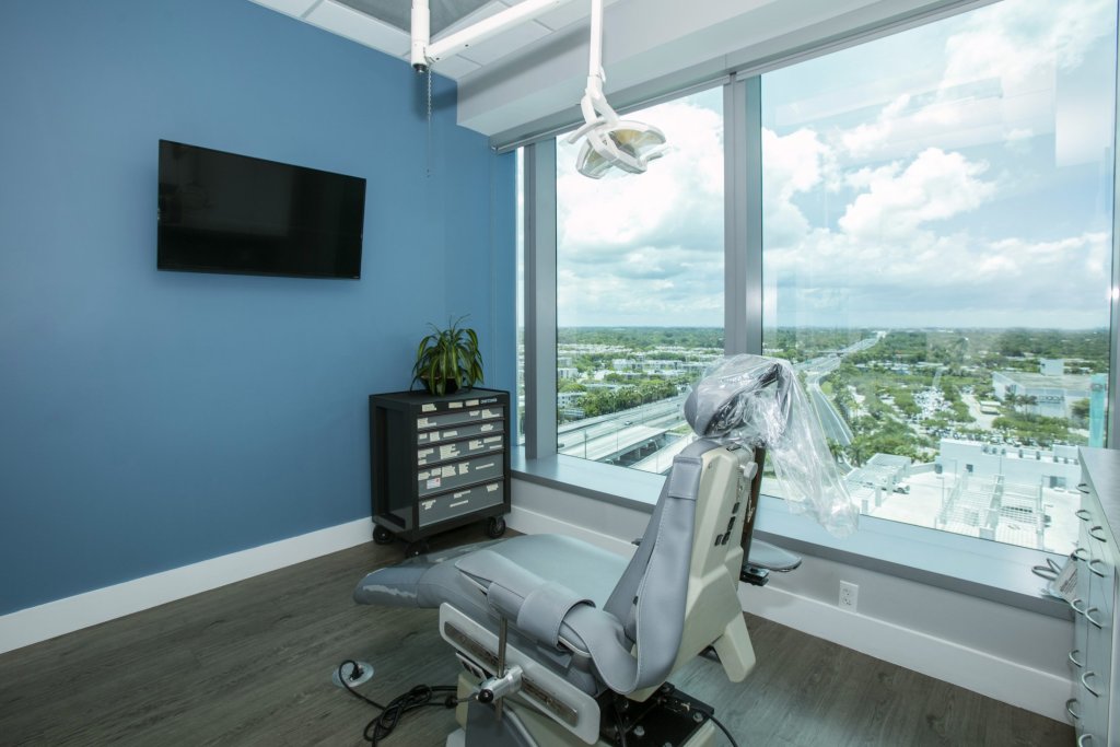 Office tour of {PRACTICE_NAME}